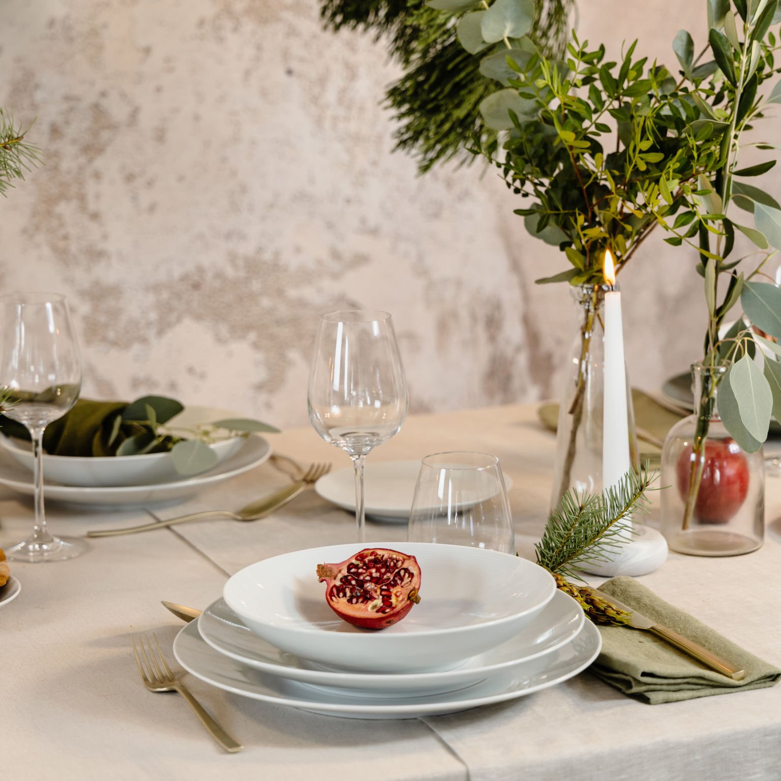 Beautiful Scandinavian inspired Holiday table setting with Loft White plates