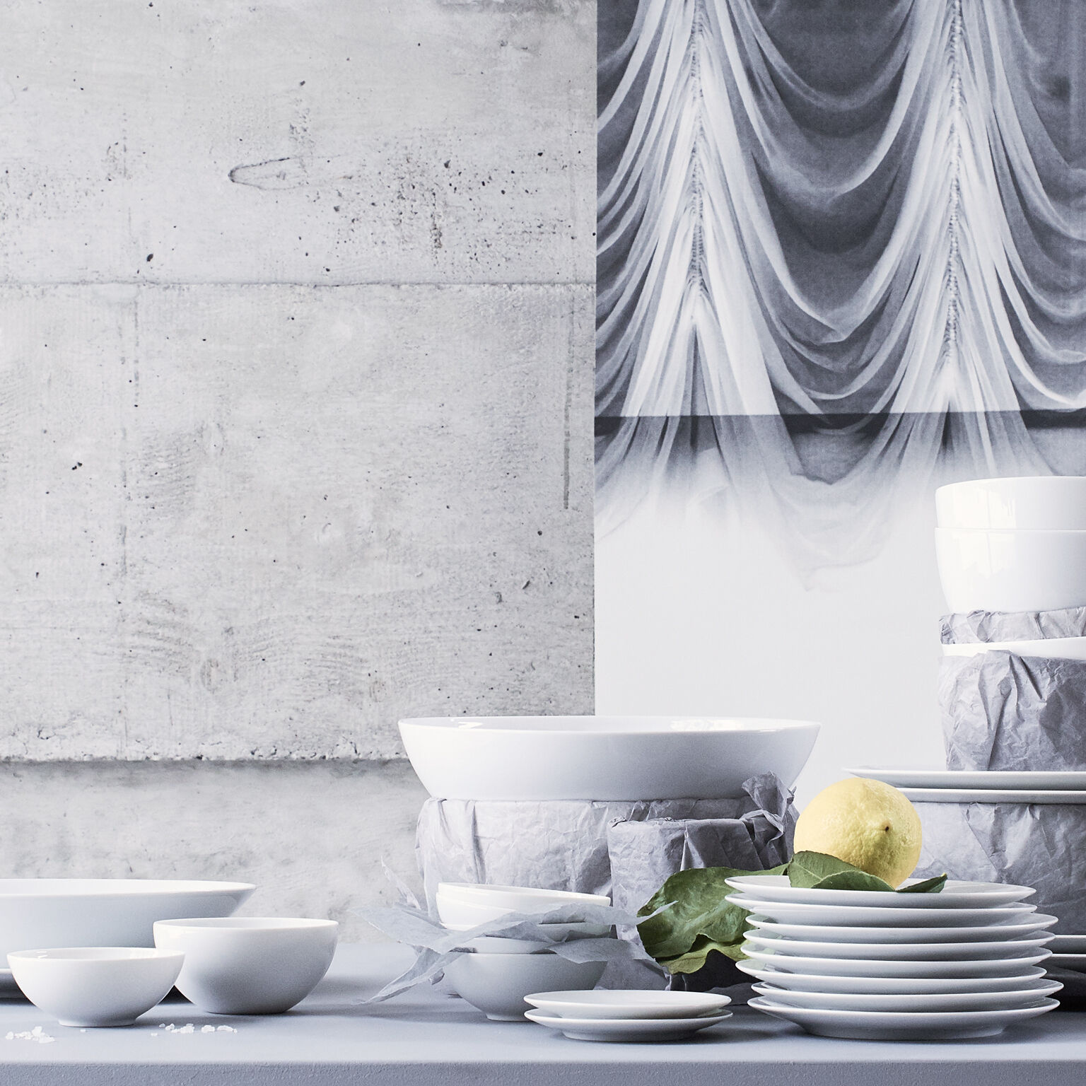 Rosenthal white fine porcelain items on grey background