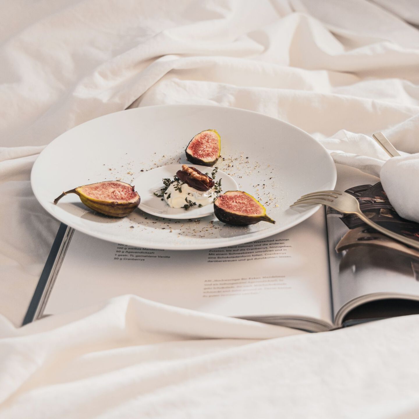 Rosenthal TAC fine porcelain collection on yellow black background