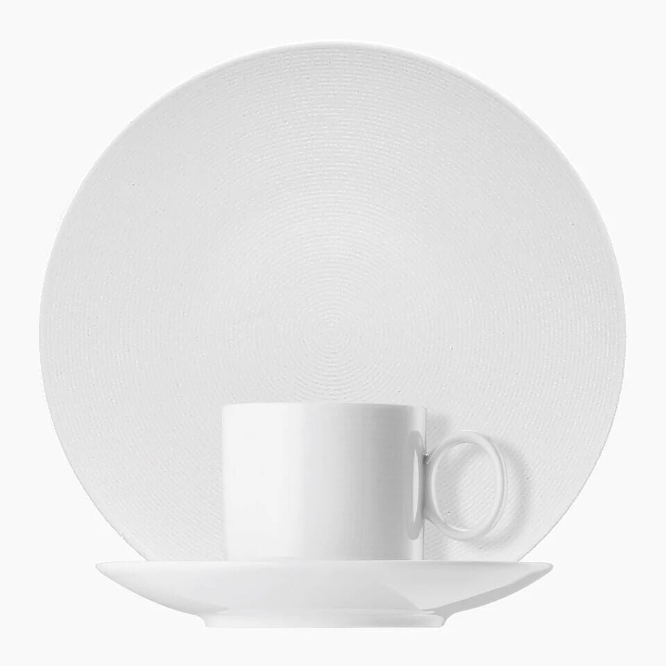 Thomas 16 piece set on white background.