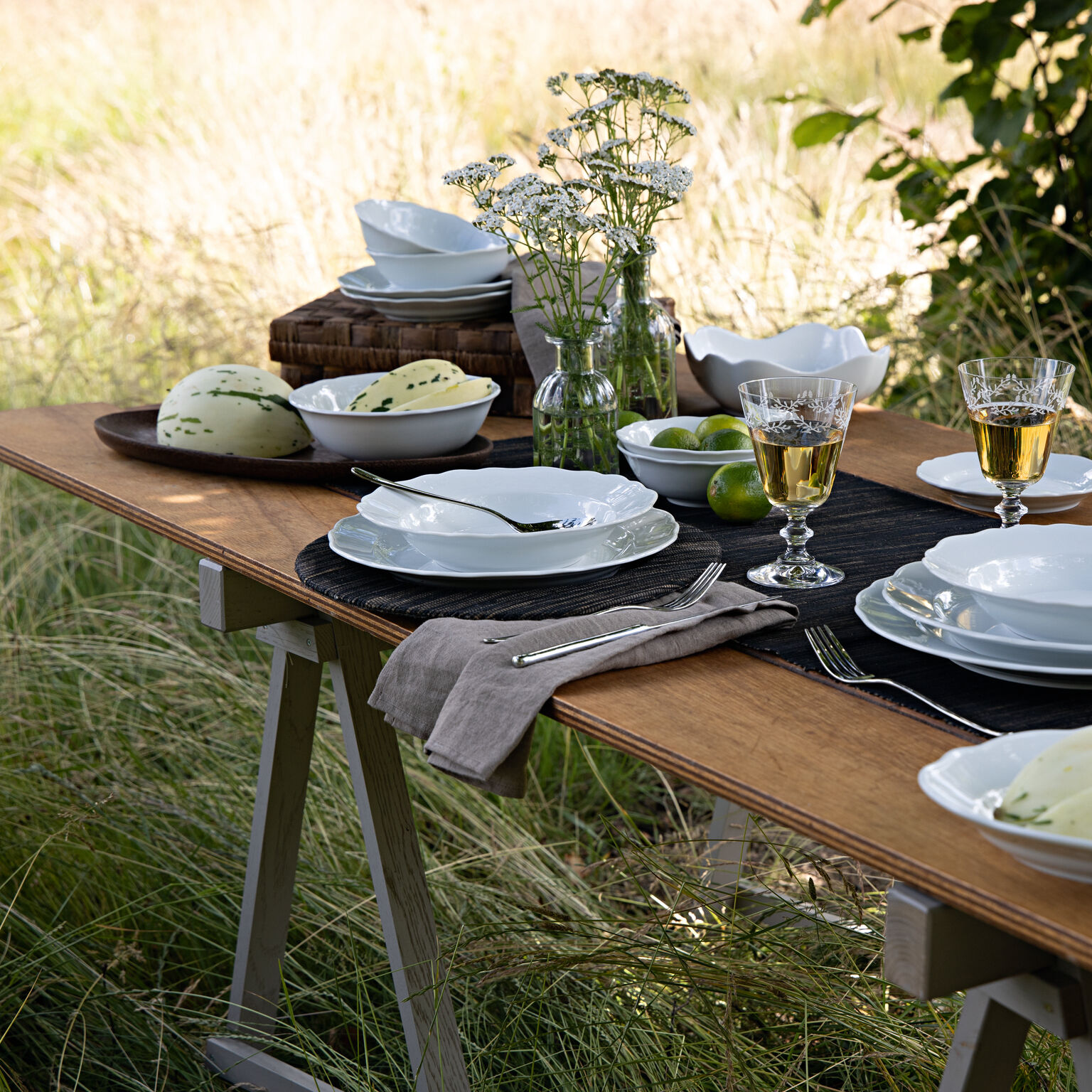 Rosenthal Porcelain, Rim Soup, 9 inch, Maria Theresia Weiss