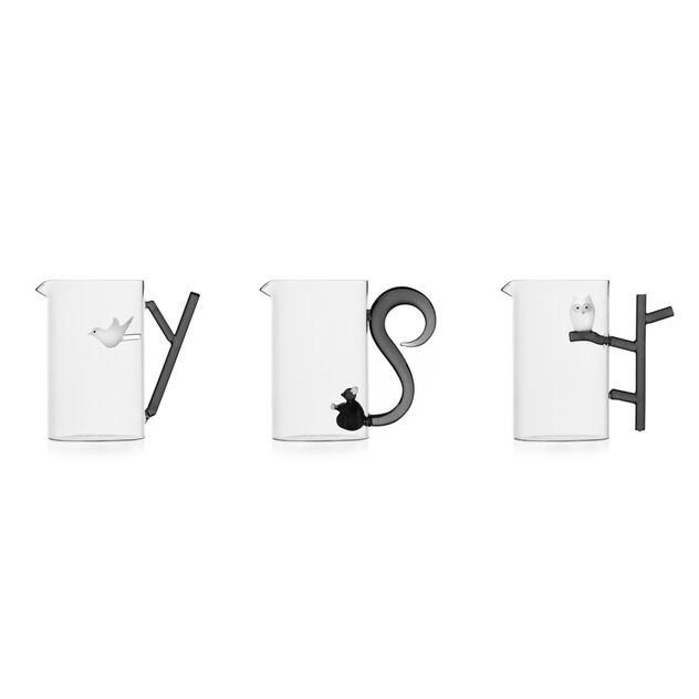 Jug with white bird image number 1