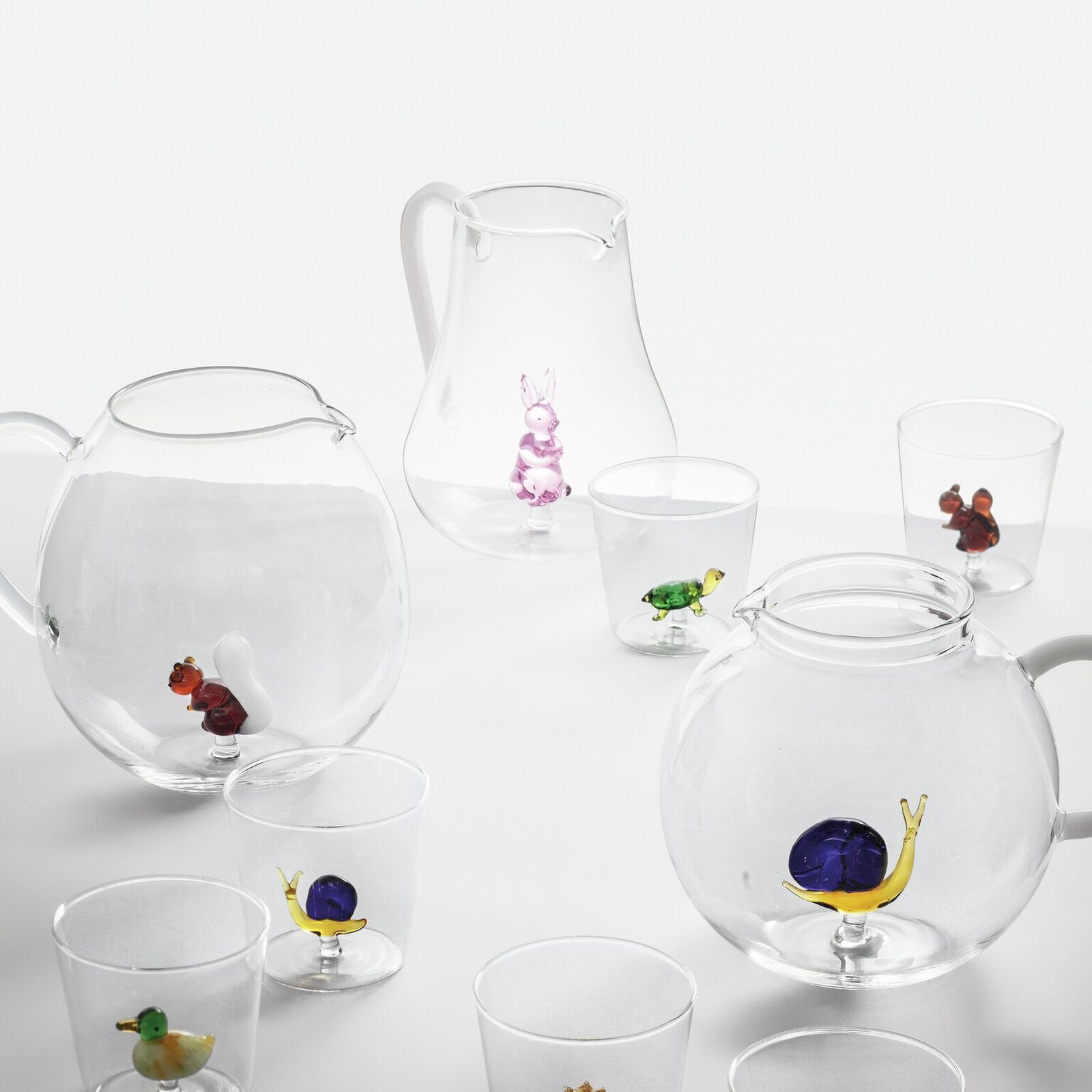 Jug with rabbit image number null