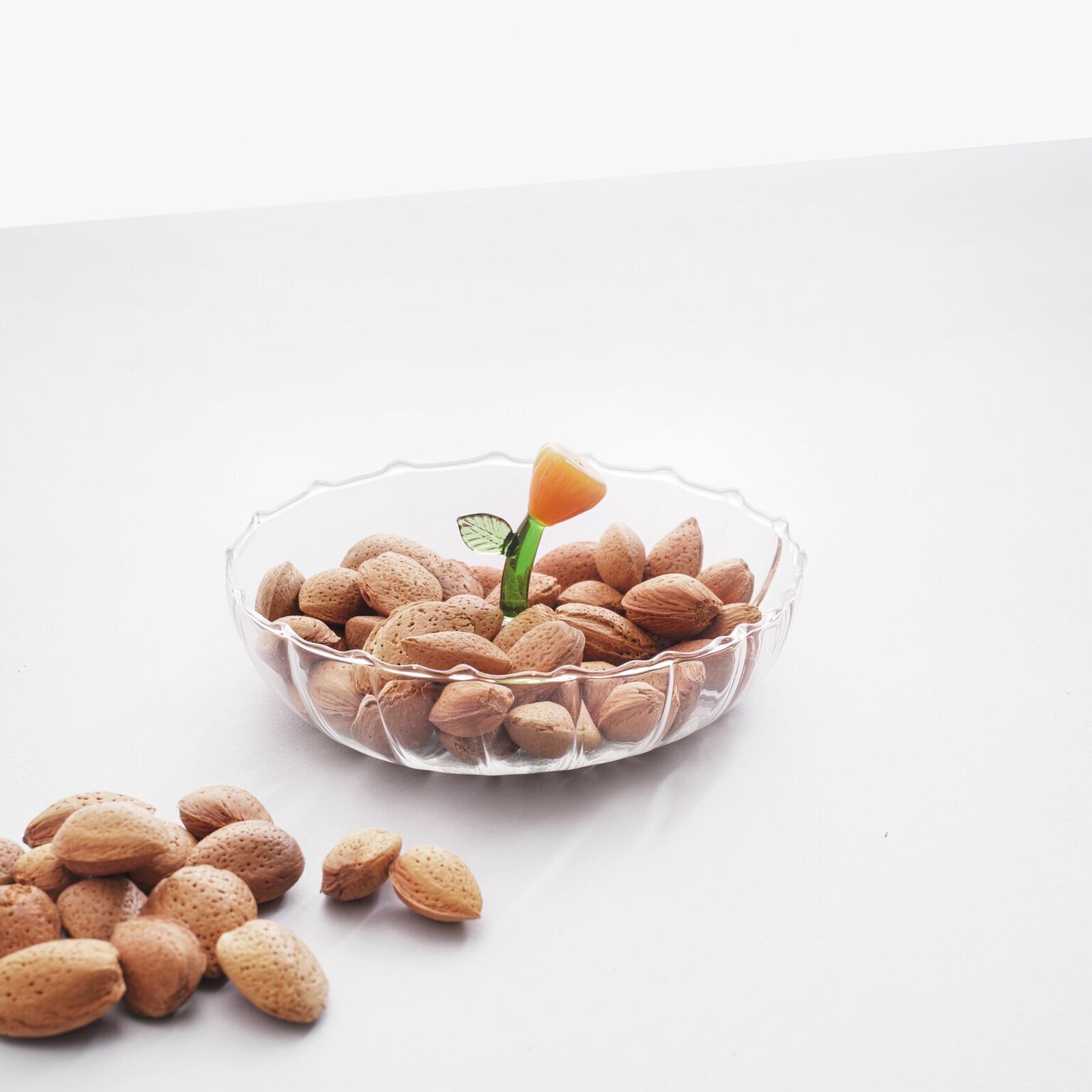 Cloche optic with amber flower image number null