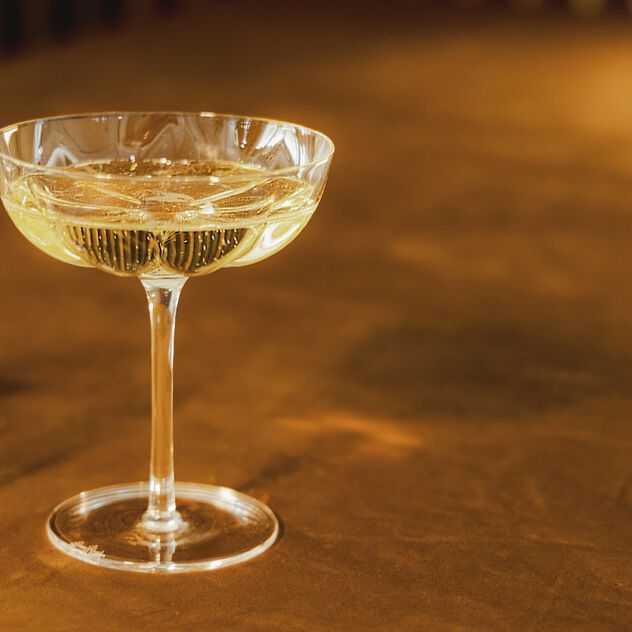 Cocktail/Champagne image number 4