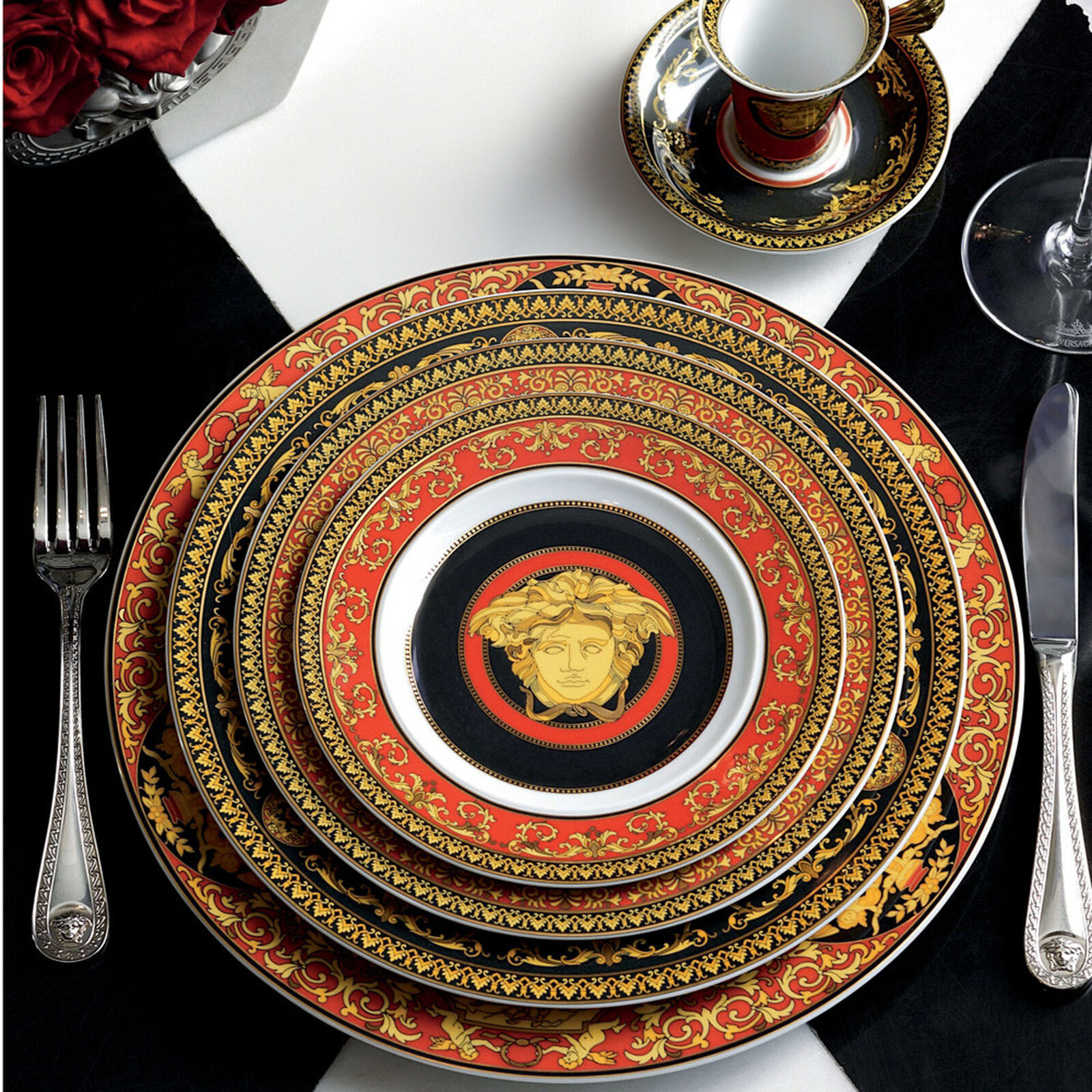 5 Piece Place Setting (5 pps) | Medusa Red| Rosenthal Shop