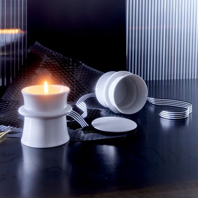 Candle (9.40 cm) from the Rosenthal Rinki Weiss Glasiert collection in porcelain. image number 1