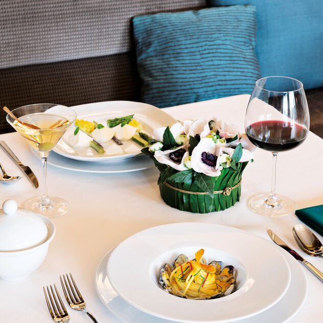 Gourmet plate, &Oslash; 10 3/4 inch - h 2 1/4 inch image number 2