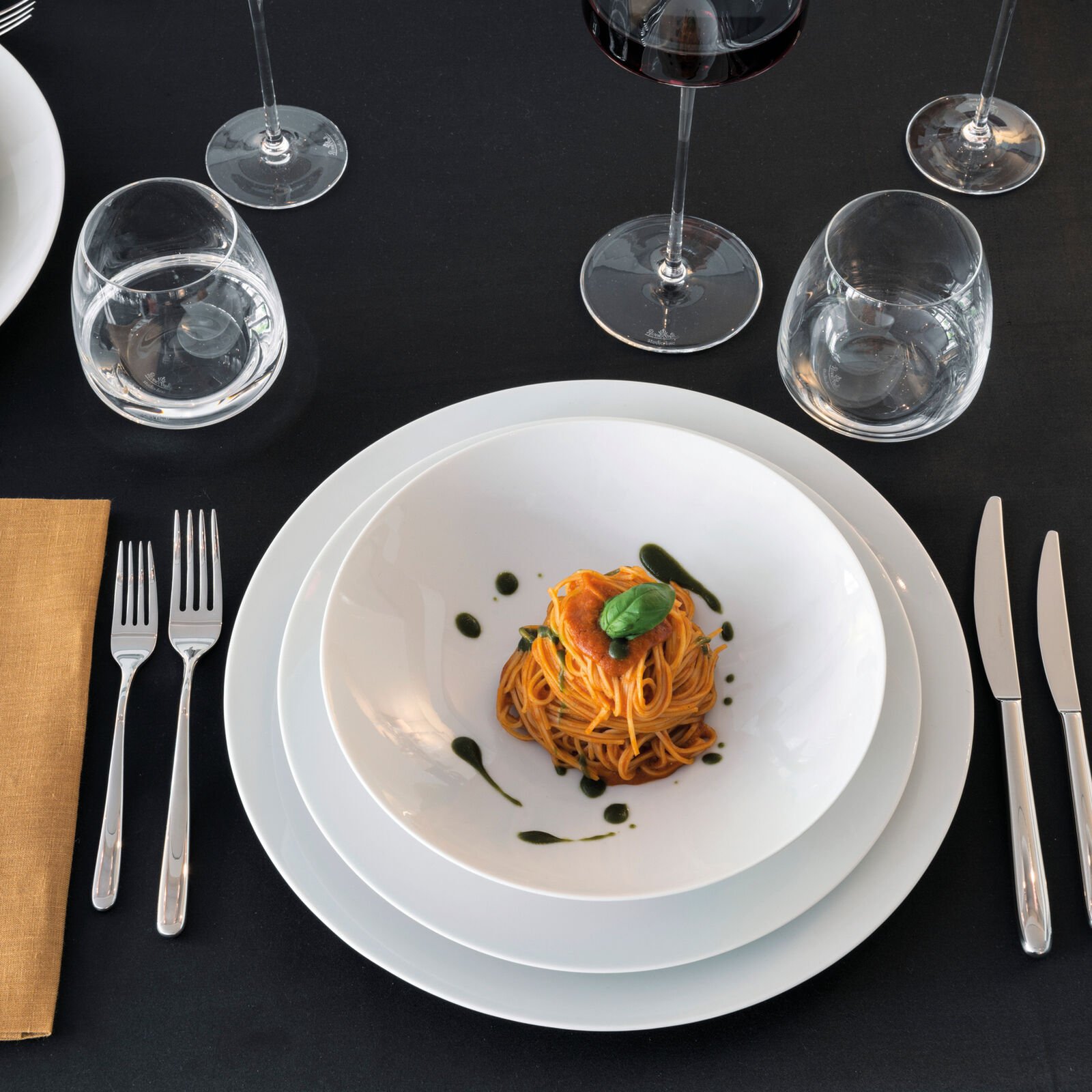 Dinnerware Set for 4 People 20 Pieces image number null