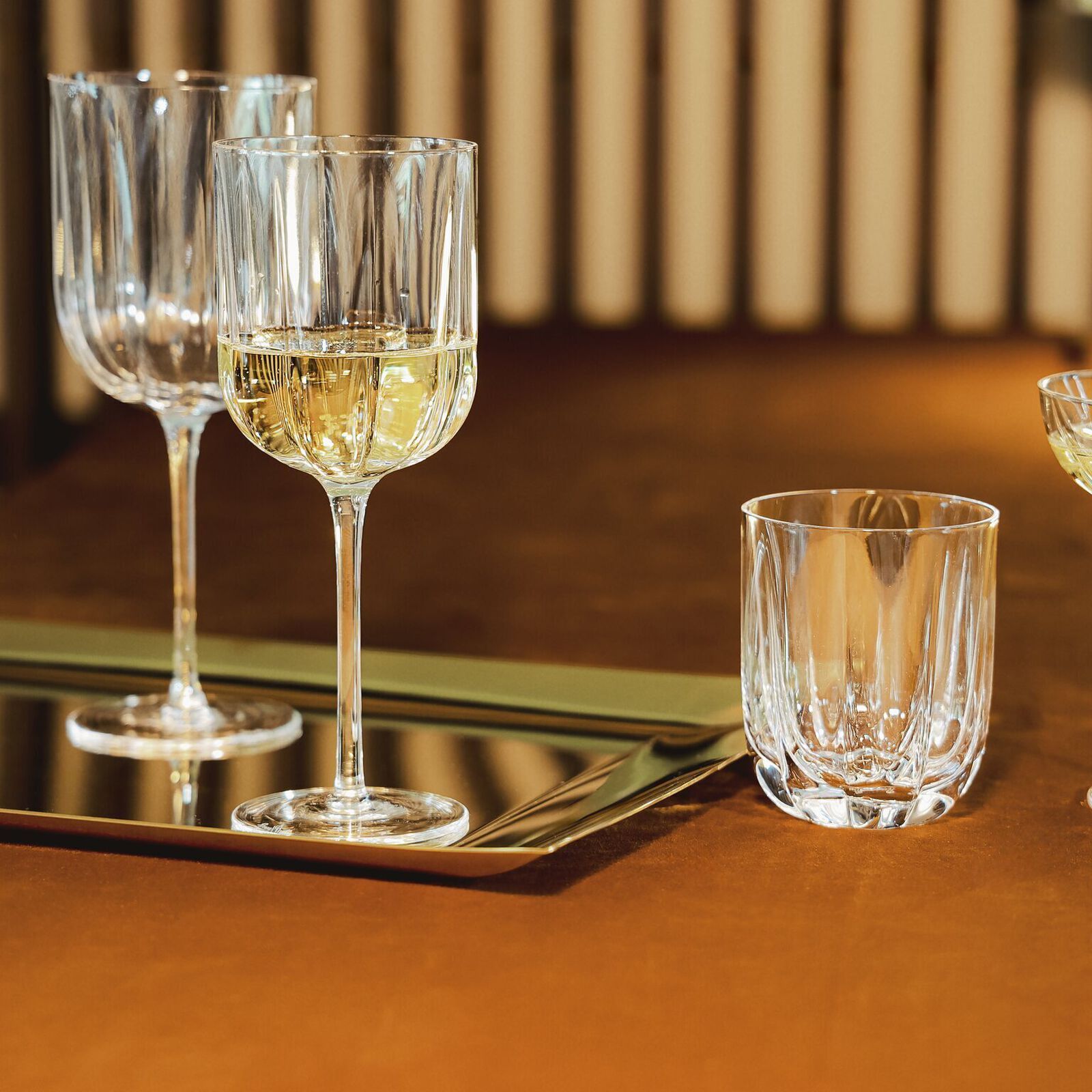 White wine glass (21.20 cm, 0.39 l) from the Rosenthal Sonetto Clear collection. image number null