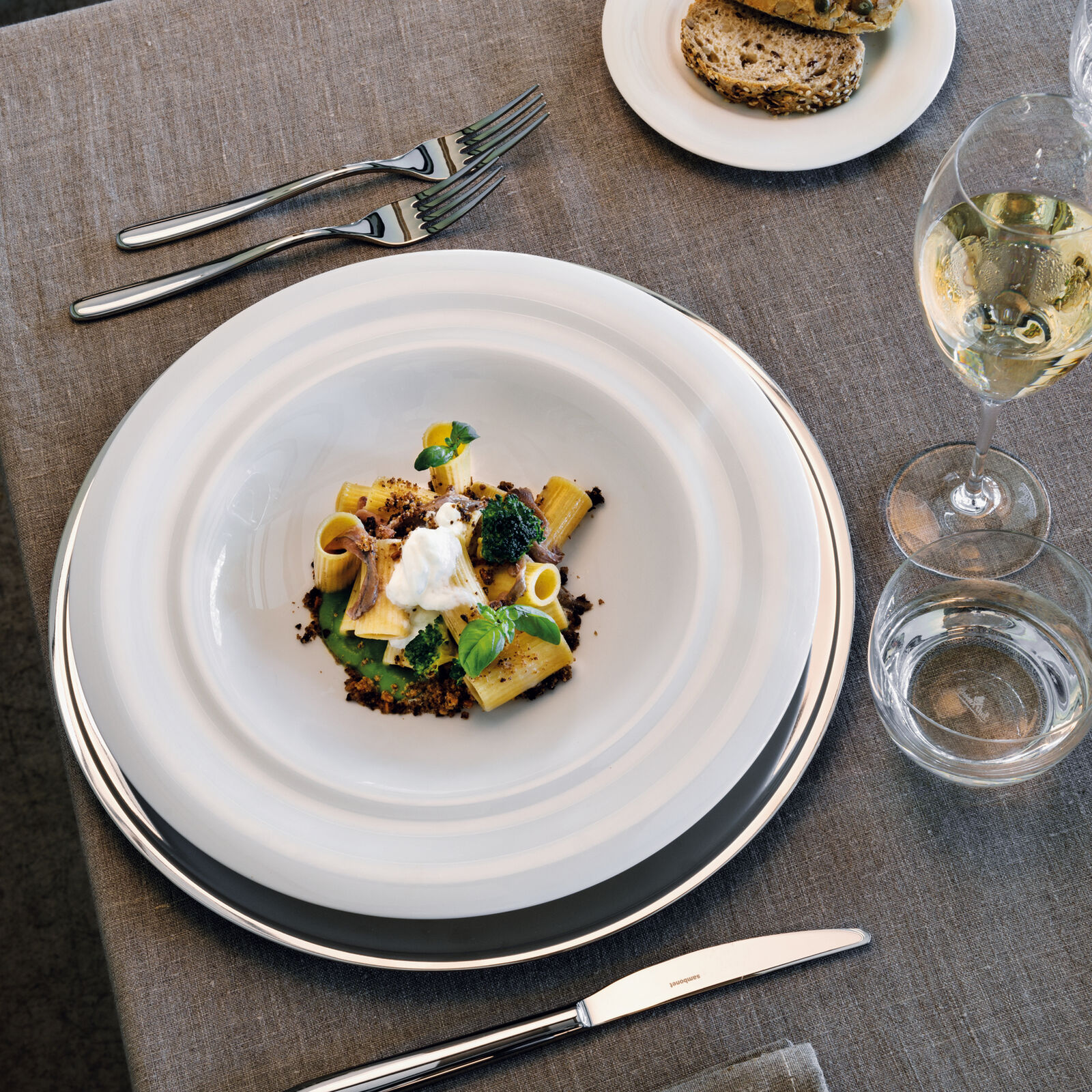 Gourmet plate 30 cm deep image number null