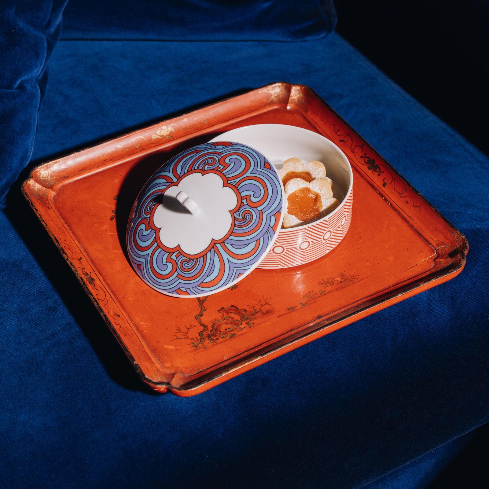 Box 15 cm with lid image number null
