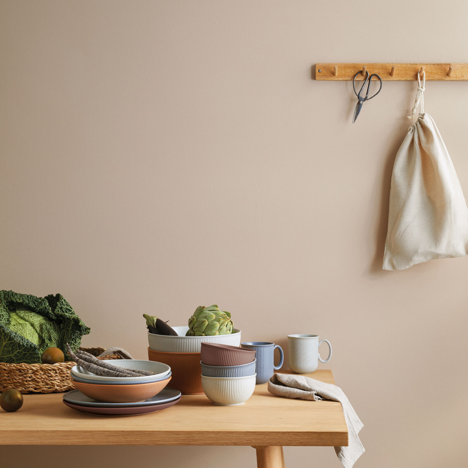 Bowl 5 in 17 1/2 oz image number null