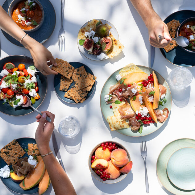 Plate deep, 11 inch image number 3