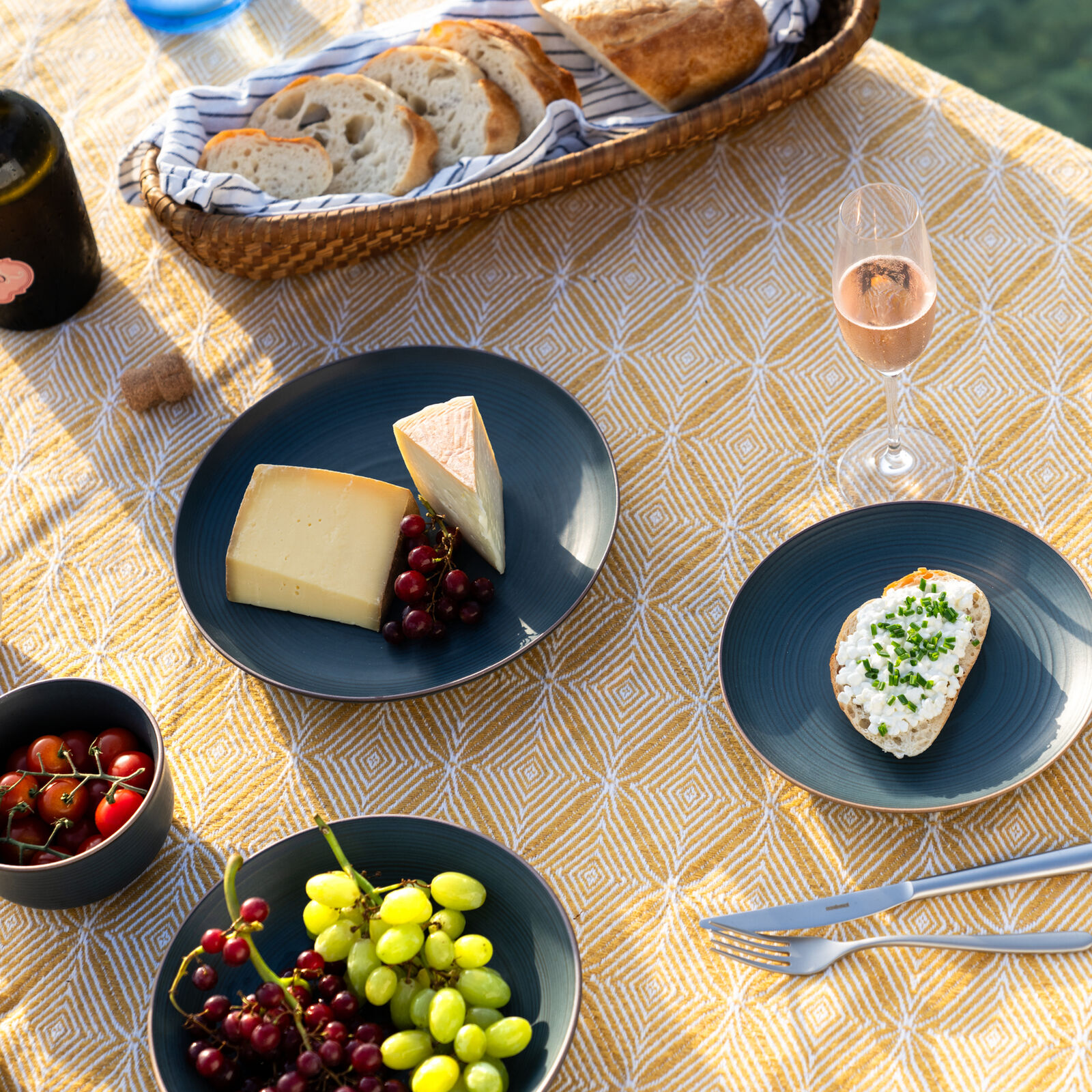 Salad Plate 8 3/4 inch image number null